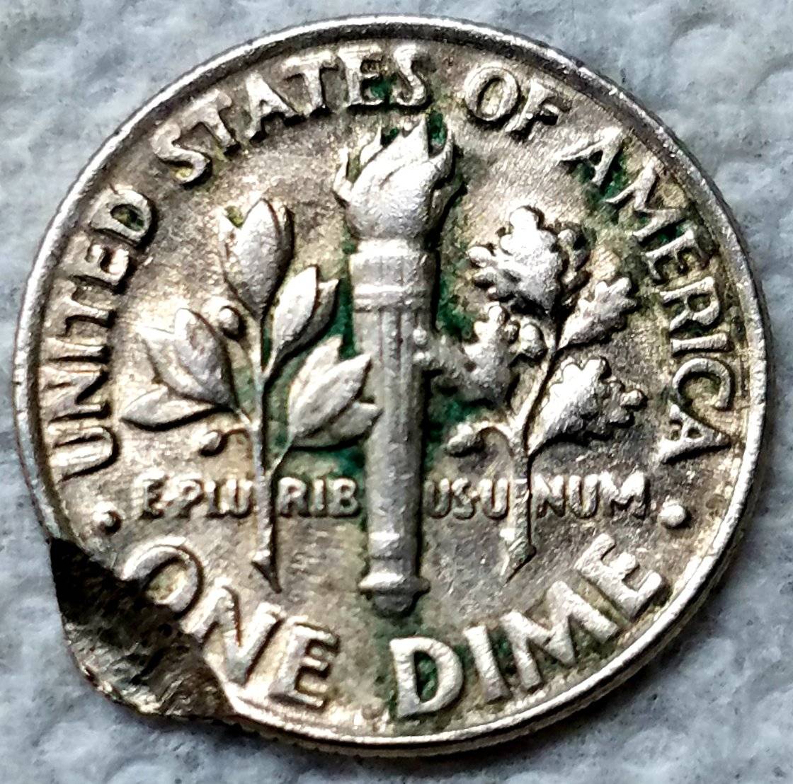 1990-P-Roosevelt-Dime-Indent-On-Obverse-And-Reverse?